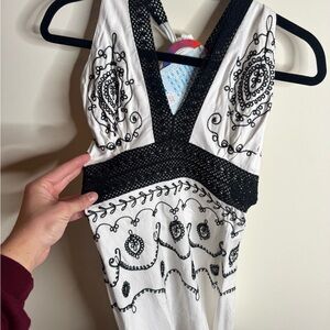 Chic Black and White Embroidered Tank Top